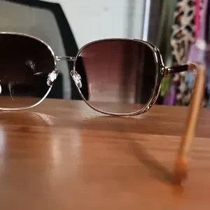 BCBGMaxAzria Rose Gold Sunglasses with Black Case BCBGMAXAZRIA Women main image 4